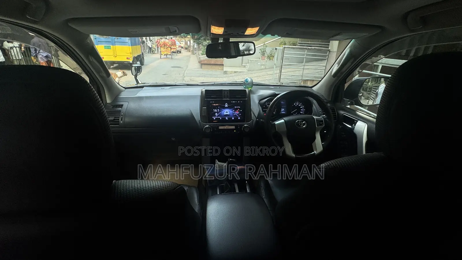 Toyota Land Cruiser Prado 2011 Black