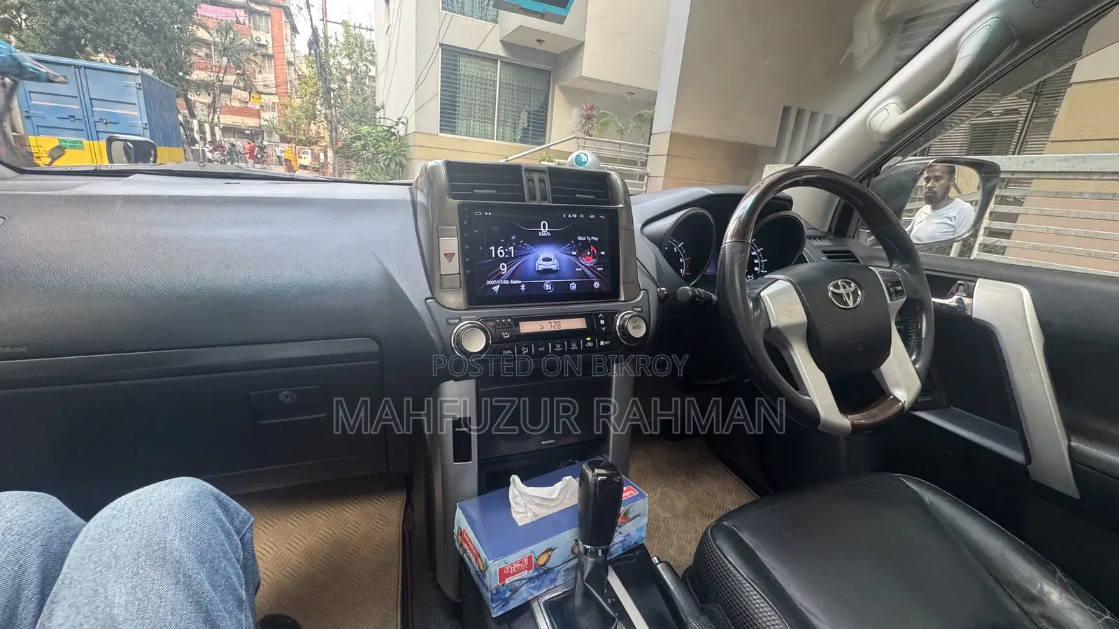 Toyota Land Cruiser Prado 2011 Black