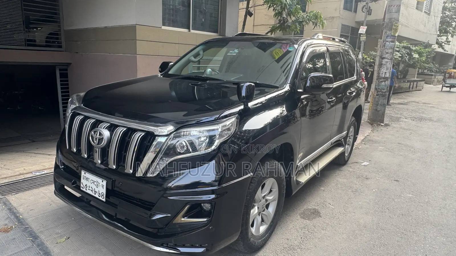Toyota Land Cruiser Prado 2011 Black