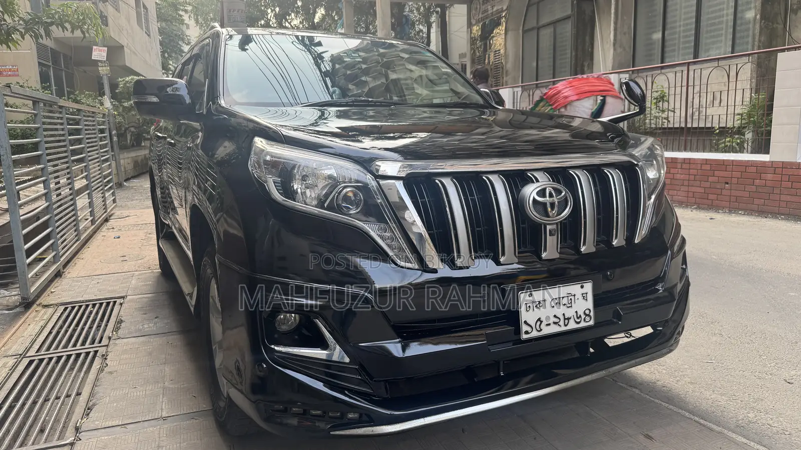 Toyota Land Cruiser Prado 2011 Black
