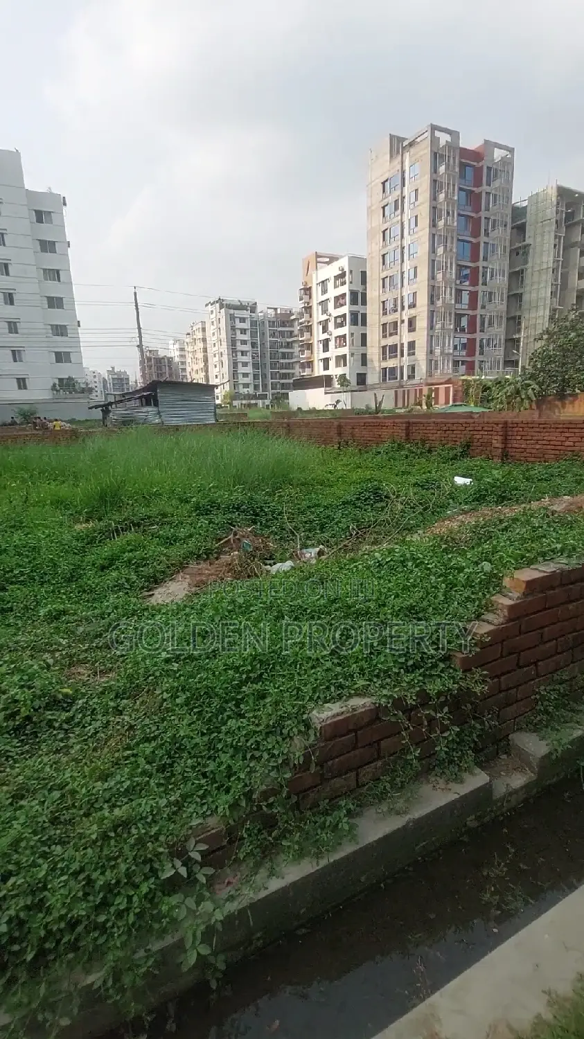 Buy 3 Katha Plot Sale in Bashundhara L Block