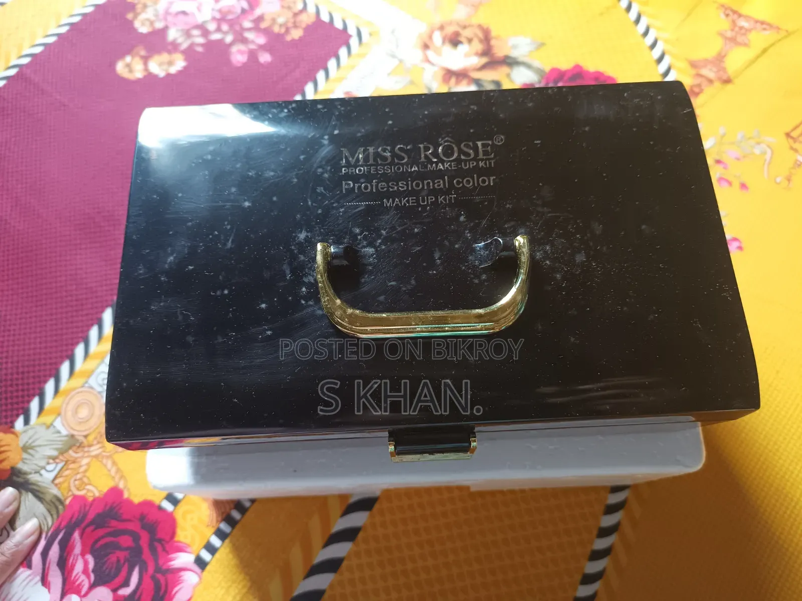 Make Up Box