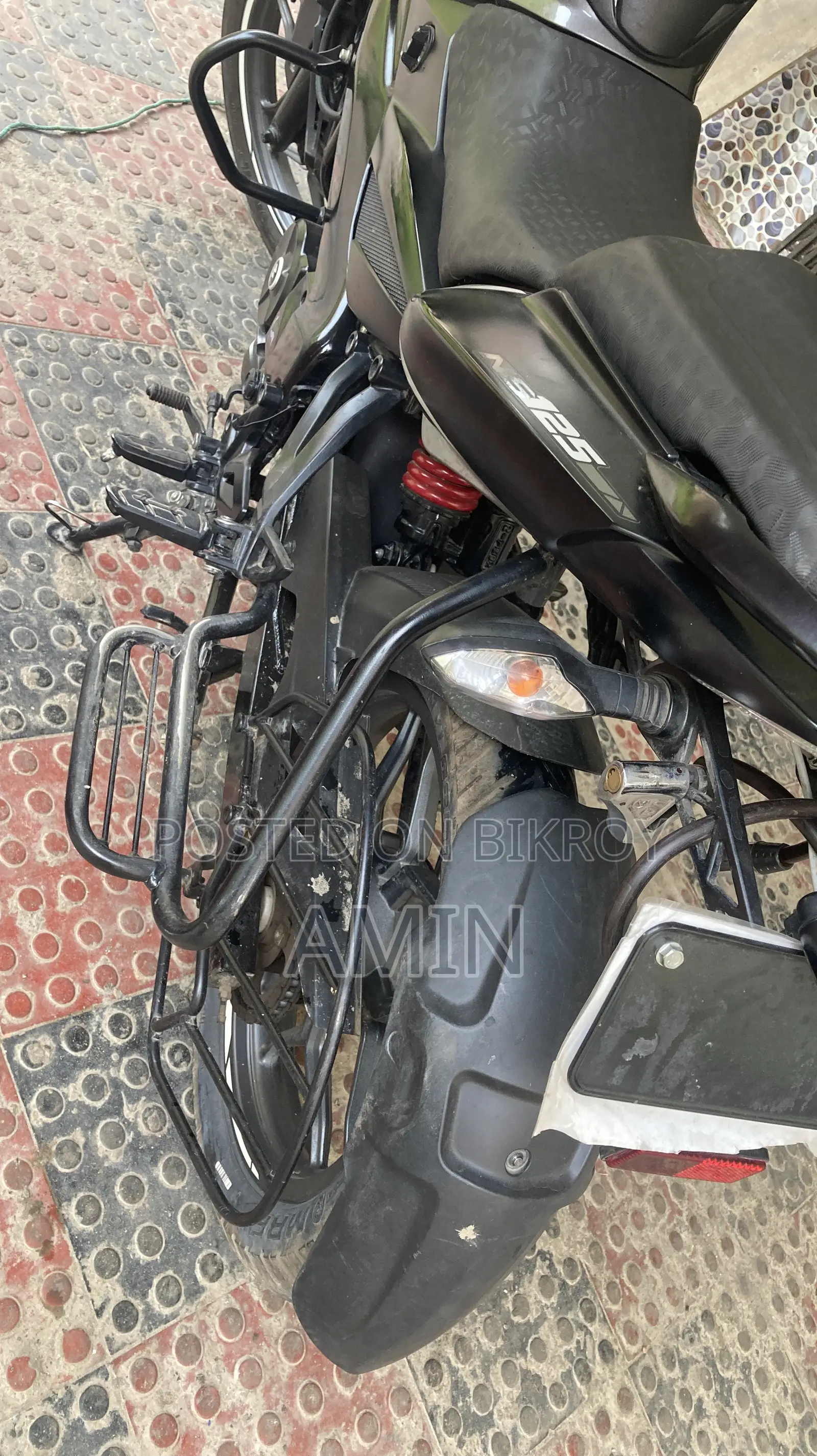 Bajaj Pulsar 125 2024 Gray