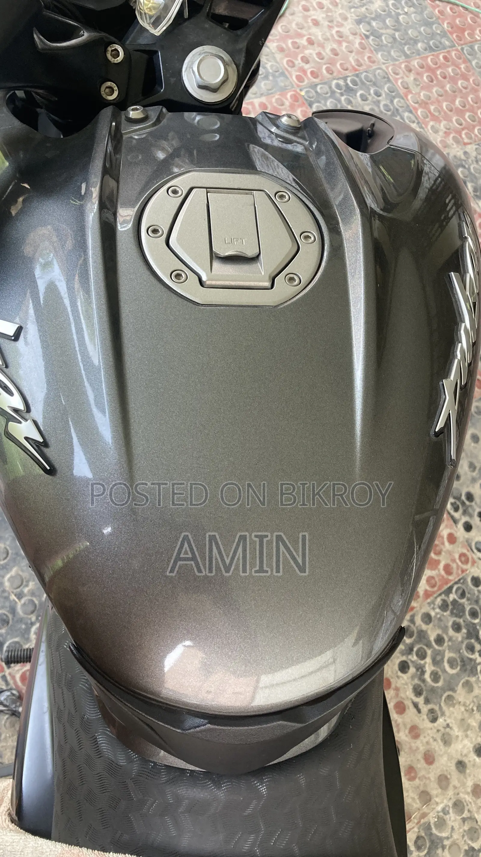 Bajaj Pulsar 125 2024 Gray
