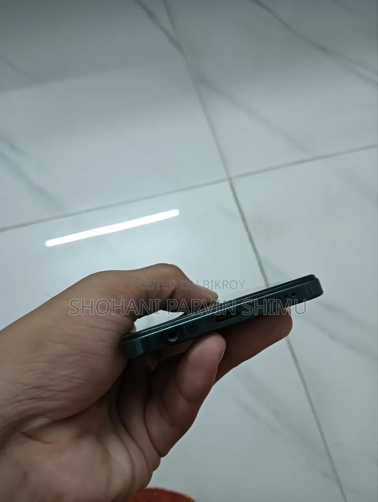 Vivo Y28 ১২৮ জিবি গ্রিন
