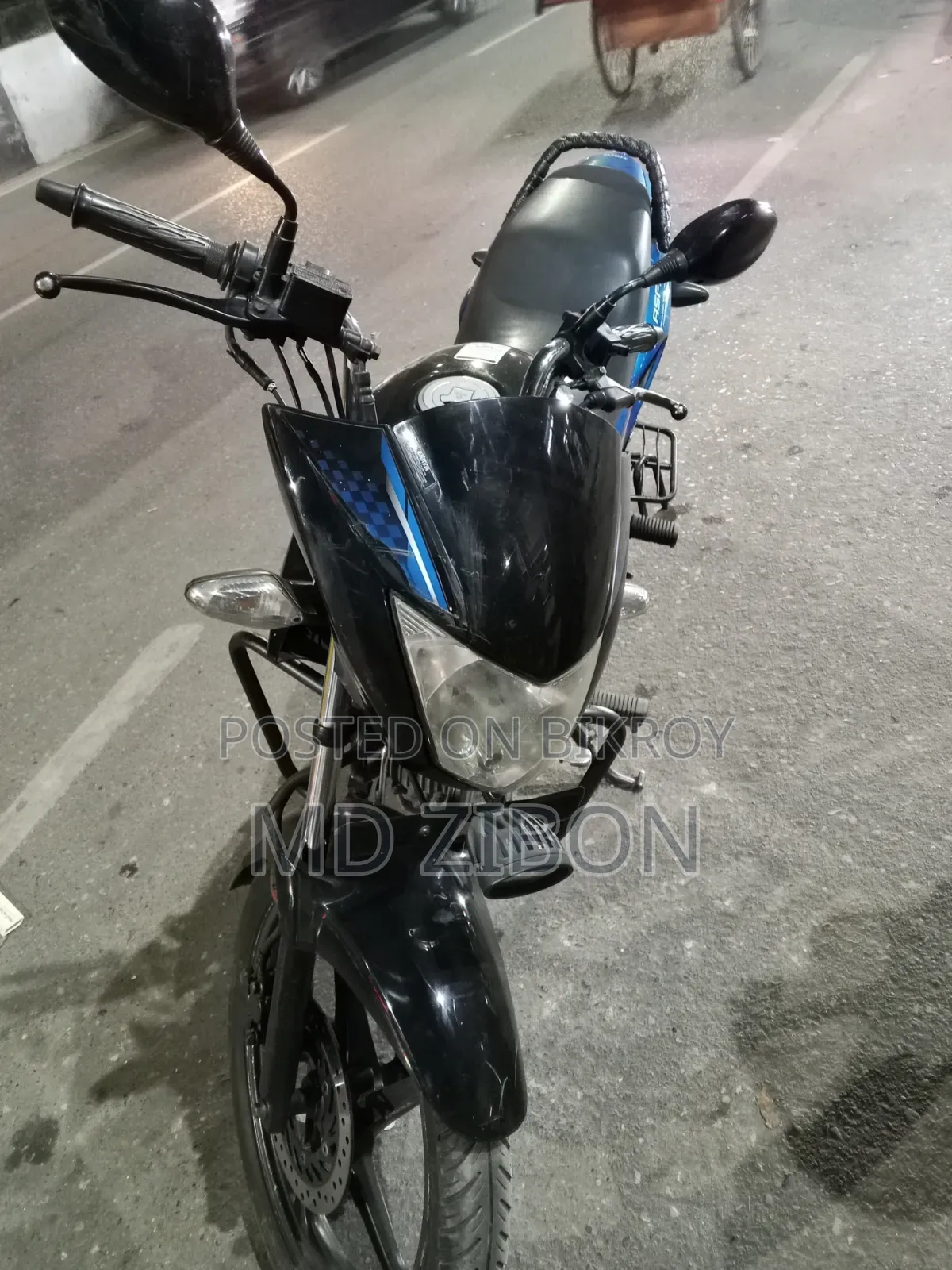 Hero Glamour 2017 Black