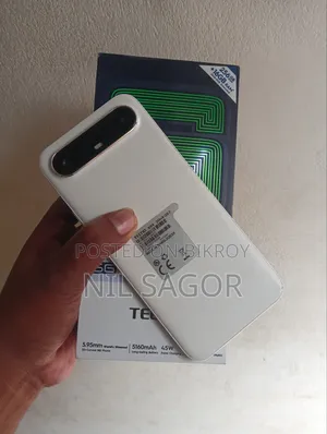 টেকনো পোভা স্লিম ৫জি ২৫৬ জিবি সাদা