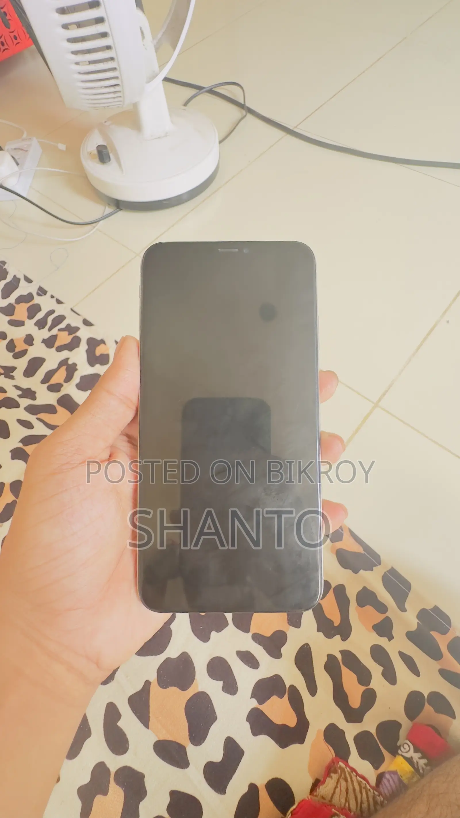 অ্যাপল আইফোন এক্সএস ম্যাক্স ২৫৬ জিবি গোল্ড