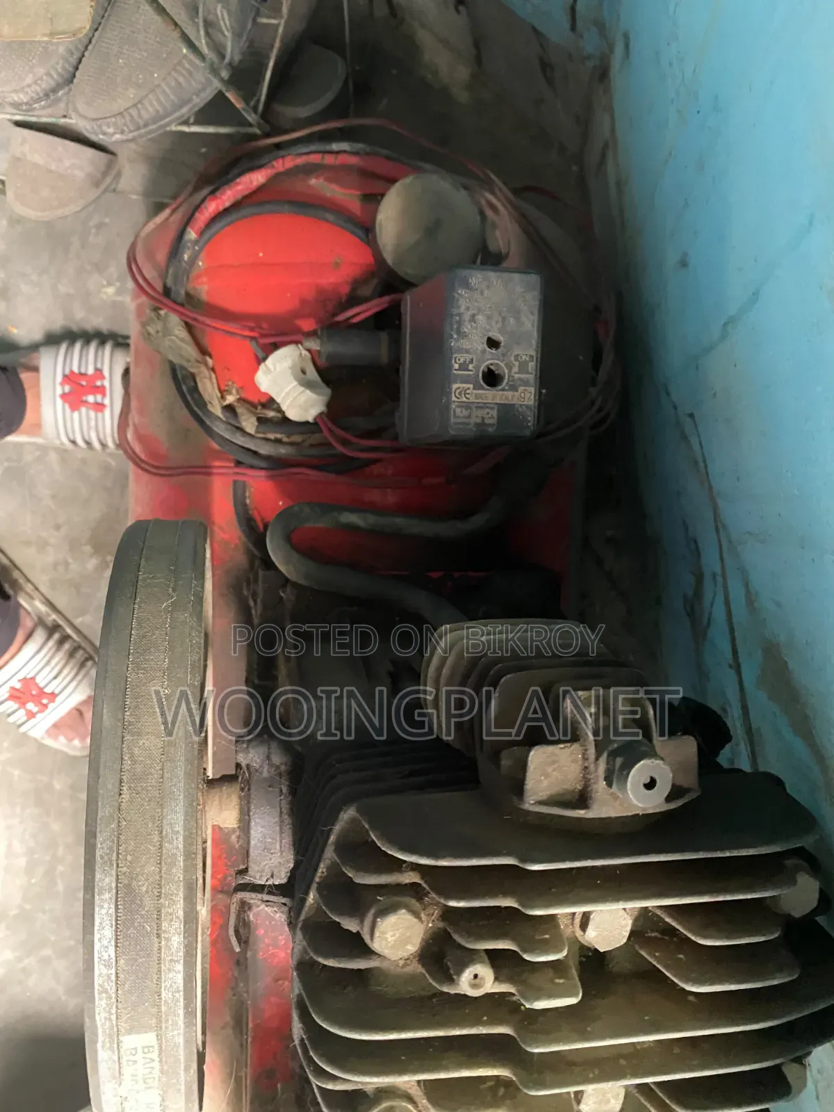 A Fini model good compressor
