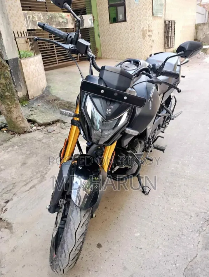 Hero Xtreme 160R 4V 2025 Black