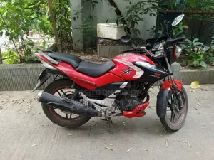 হিরো এক্সট্রিম স্পোর্টস ২০১৩ রেড