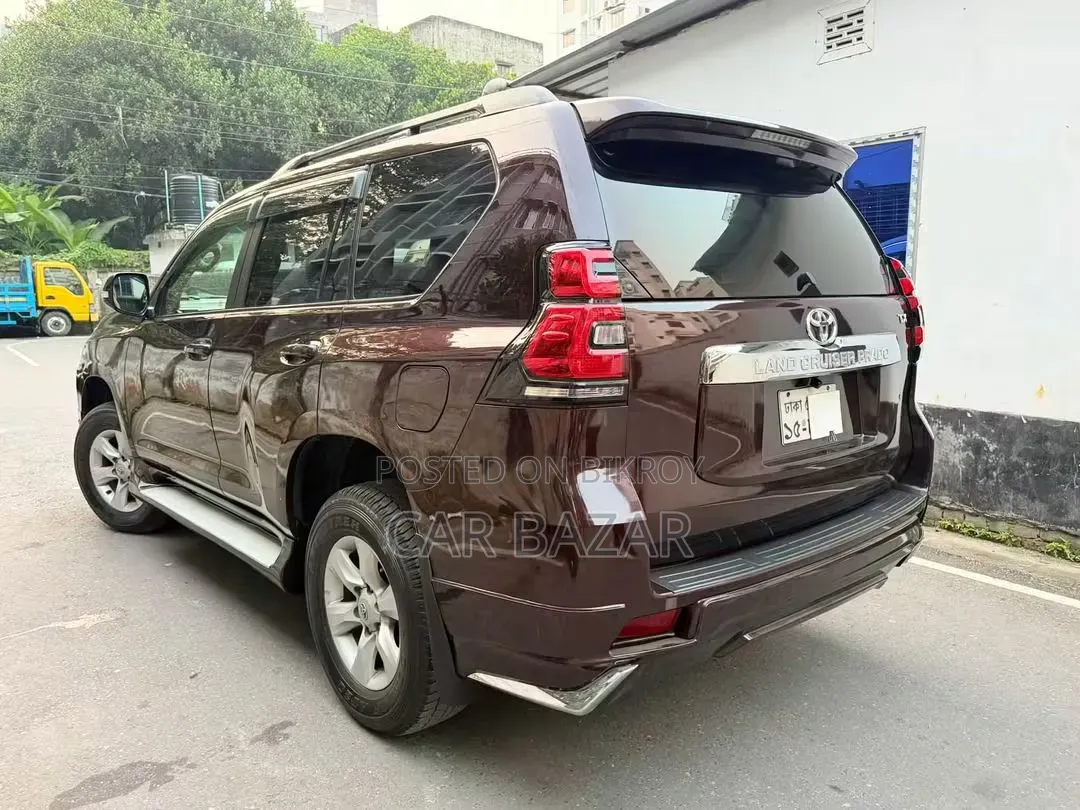 Toyota Land Cruiser Prado 2.7 i 2011 Maroon