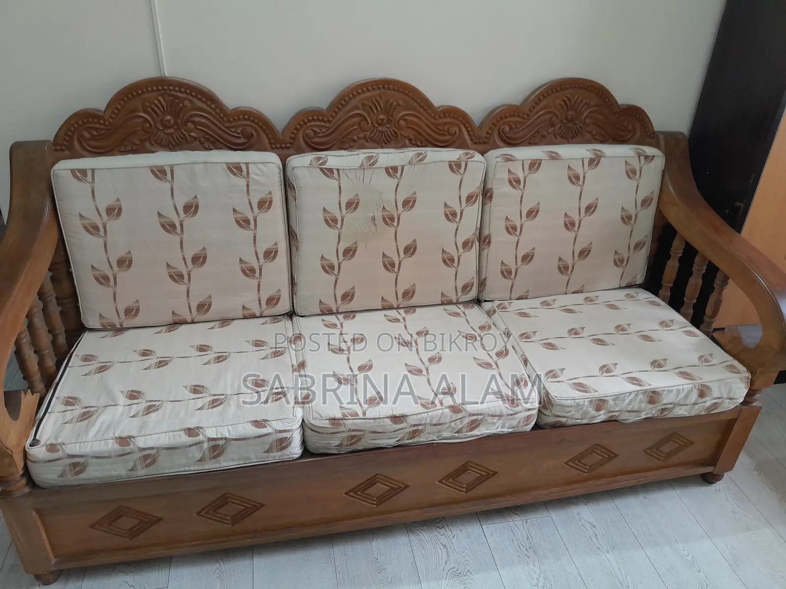 ৩ সিটের সোফা