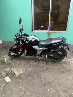 TVS Apache 160 4V 2022 Black