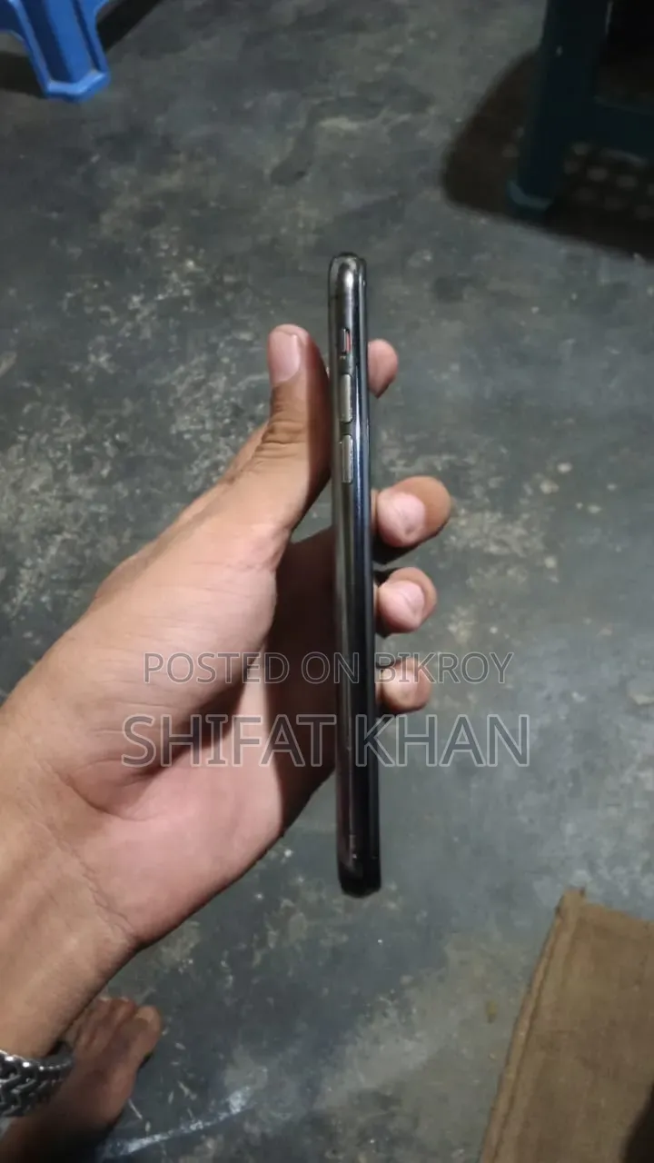 অ্যাপল আইফোন ১১ প্রো ২৫৬ জিবি কালো