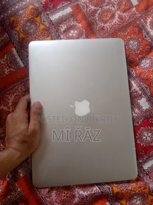 ল্যাপটপ অ্যাপল ম্যাকবুক ২০১৩ ৪জিবি ইন্টেল কোর আই৫ এসএসডি ৫১২জিবি