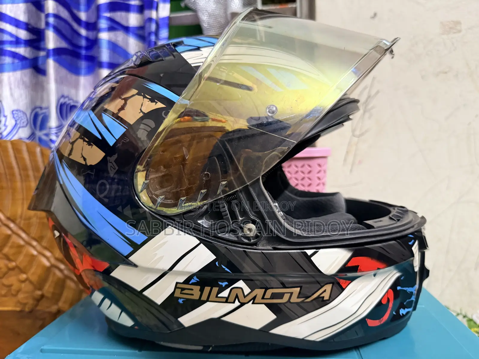 Bilmola Helmet