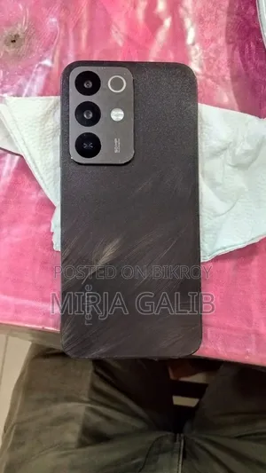 নতুন রিয়েলমি সি৮৫ ৪জি ১২৮ জিবি ব্ল্যাক