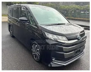 Toyota Noah 2022 Black