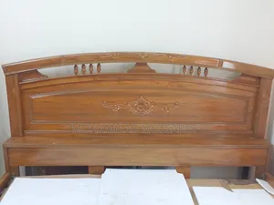 অরিজিনাল সেগুন কাঠের খাট।