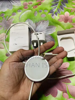 Apple USB-A+C 35W Power Adapter