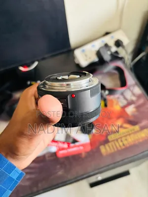 Canon EOS 250D