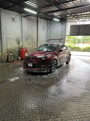Toyota C-HR 2017 Red