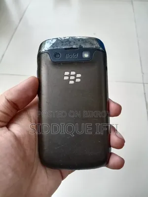 ব্ল্যাকবেরি বোল্ড ৯৭৯০ ৮ জিবি ব্ল্যাক