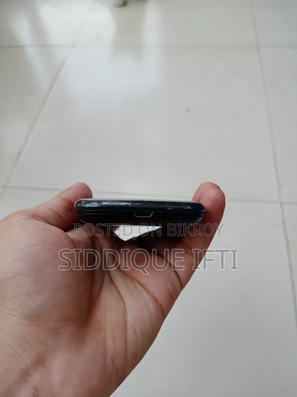 ব্ল্যাকবেরি বোল্ড ৯৭৯০ ৮ জিবি ব্ল্যাক