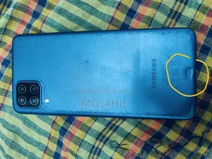 Samsung Galaxy A12 64 GB Blue