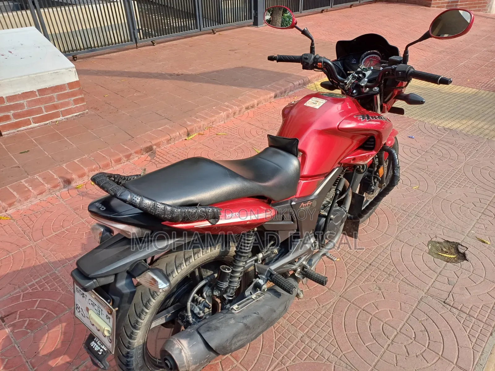 হিরো হাংক ২০১৮ লাল