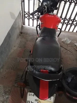 সুজুকি হায়াতে ২০১৮ রেড