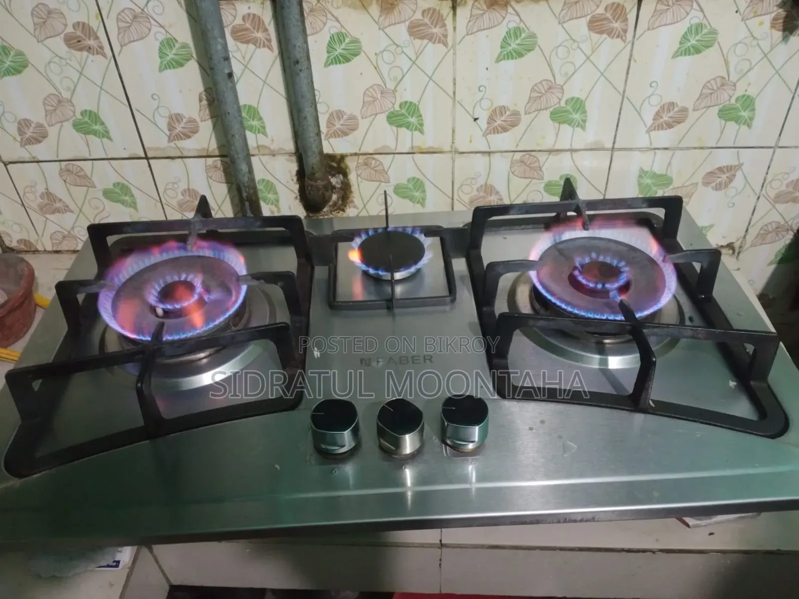 3 Burner Gas Stove Almost New