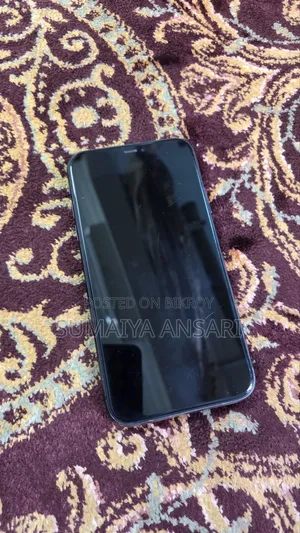 Apple iPhone 11 64 GB Black