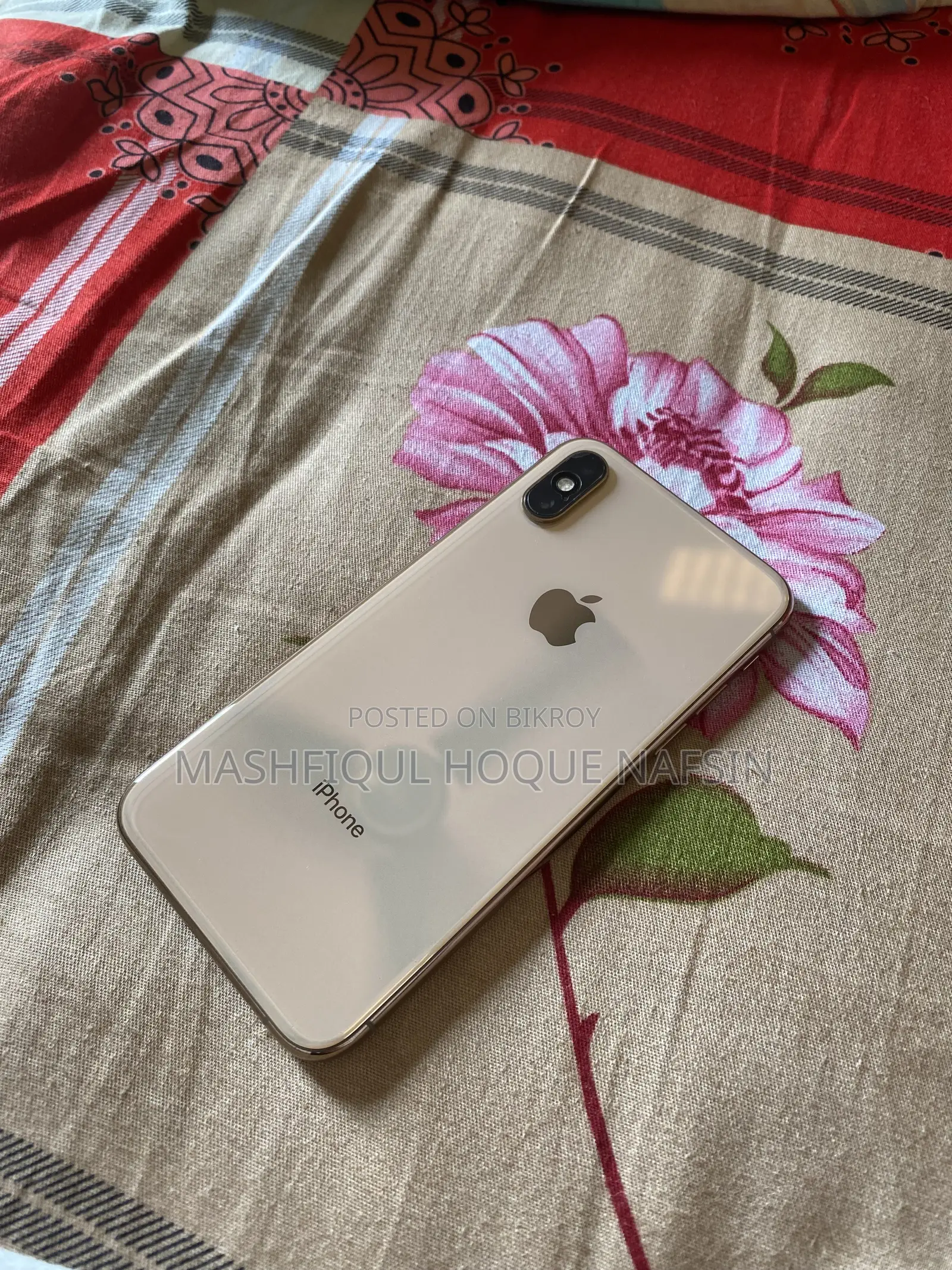 অ্যাপল আইফোন এক্সএস ২৫৬ জিবি রোজ গোল্ড