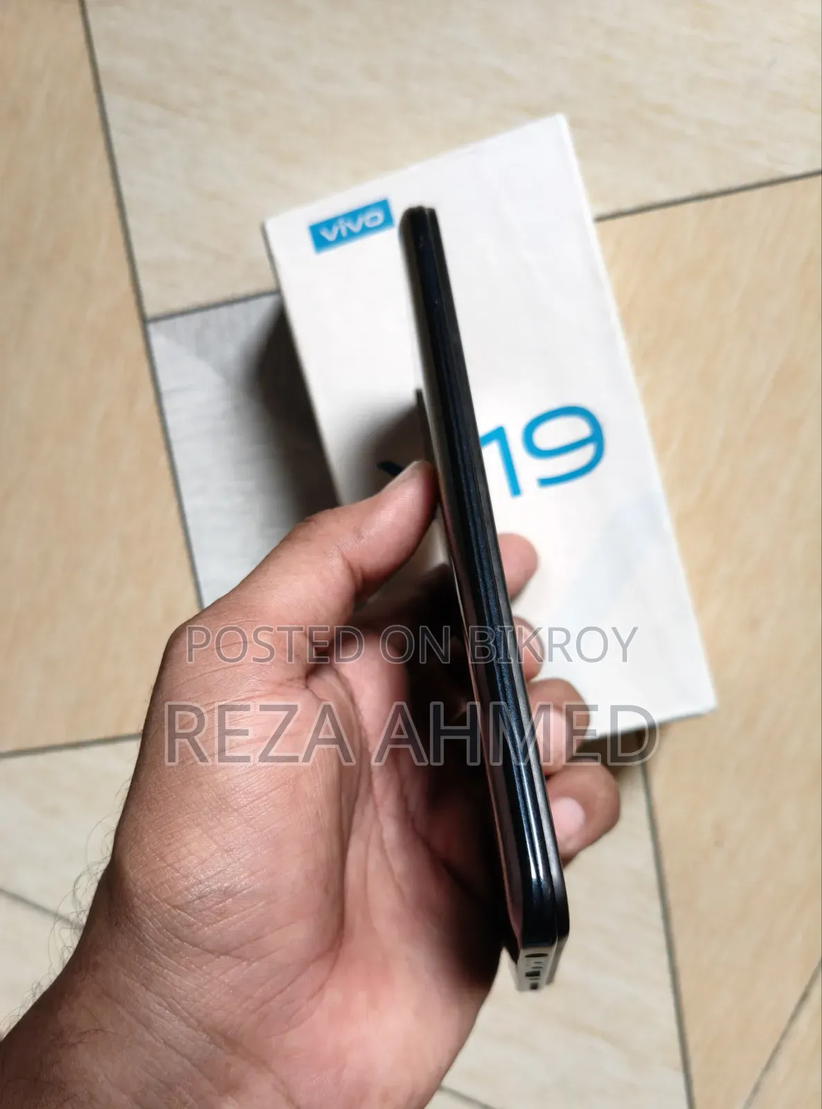 Vivo Y19 128 GB Black
