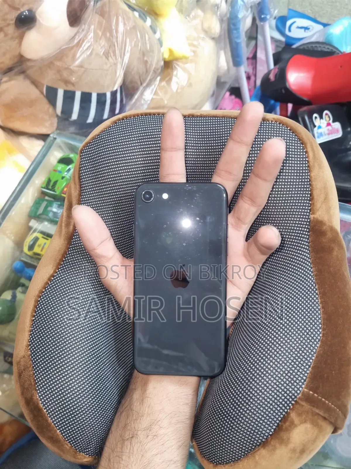 অ্যাপল আইফোন এসই (২০২২) ১২৮ জিবি ব্ল্যাক