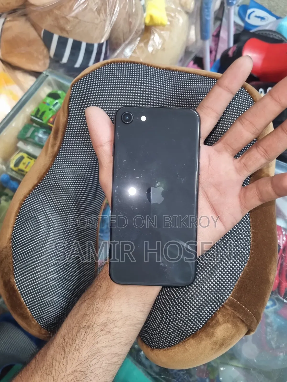 অ্যাপল আইফোন এসই (২০২২) ১২৮ জিবি ব্ল্যাক