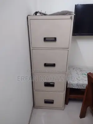 মেটাল ফাইল ক্যাবিনেট (চার ড্রয়ার)