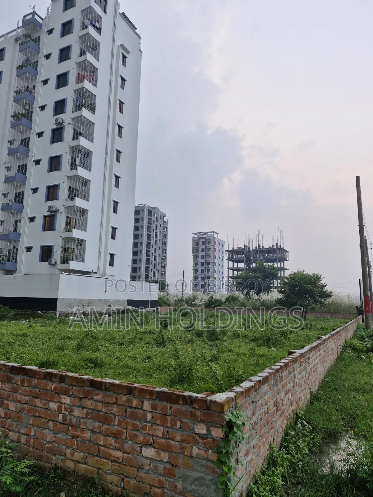 Aftabnagar Block M Sector 1 Avenue 100/50 feet Corner 10 Katha Plot