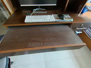 Computer Table