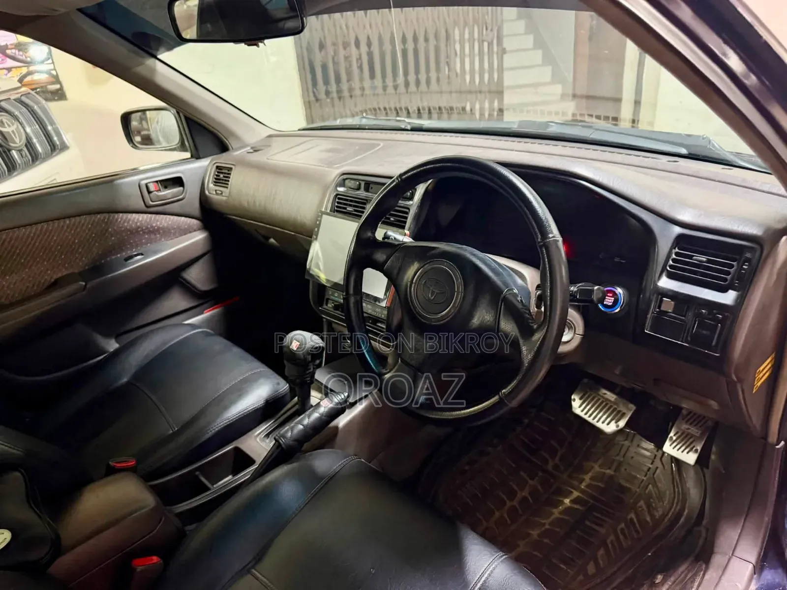 Toyota Mark II 2000 Blue