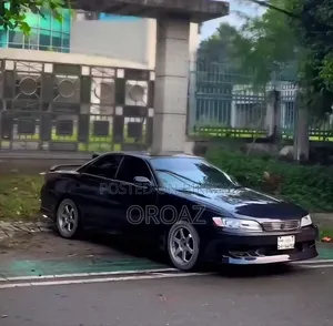 Toyota Mark II 2000 Blue