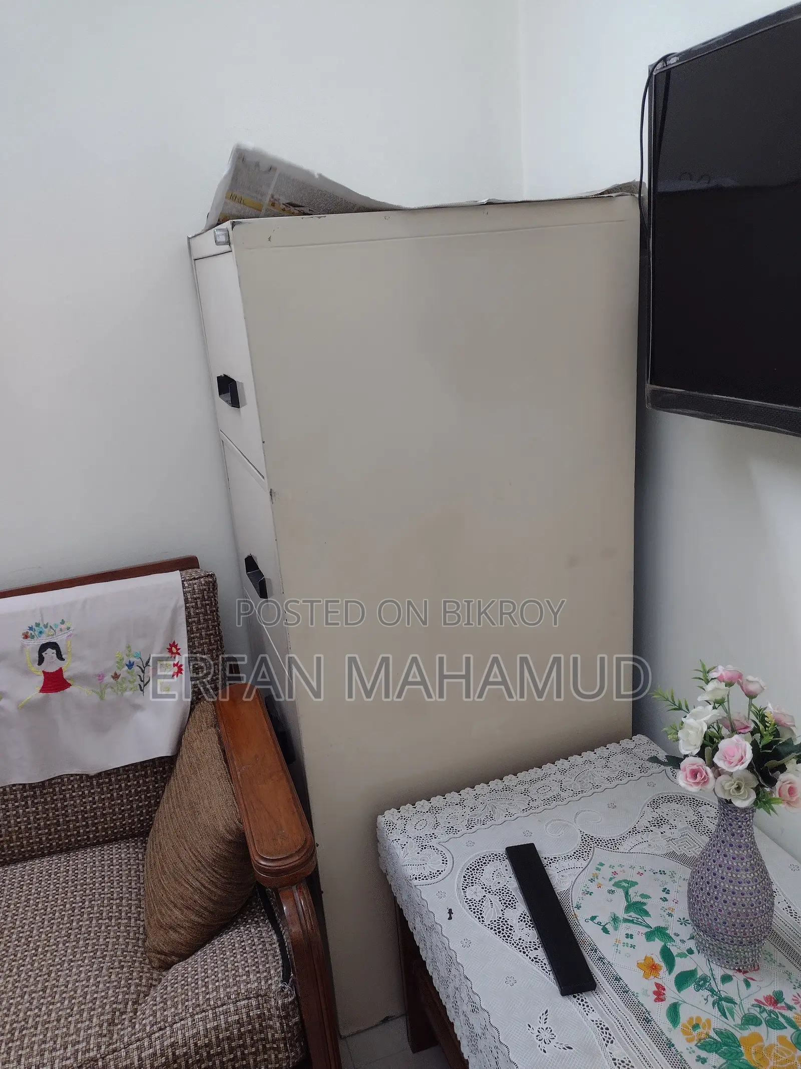 মেটাল ফাইল ক্যাবিনেট (চার ড্রয়ার)