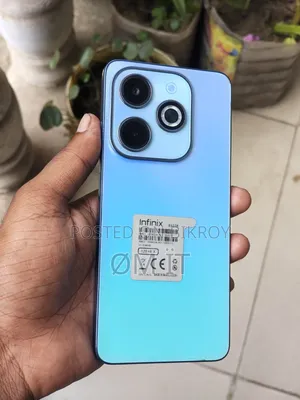 ইনফিনিক্স হট ৪০আই ১২৮ জিবি ব্লু