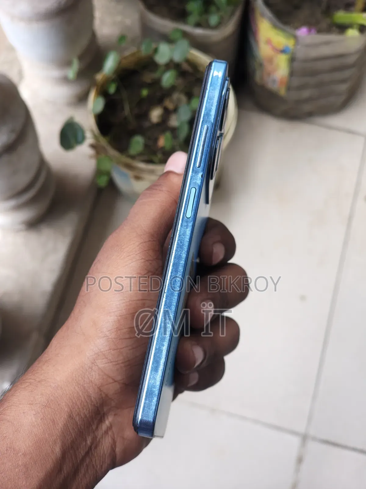 ইনফিনিক্স হট ৪০আই ১২৮ জিবি ব্লু