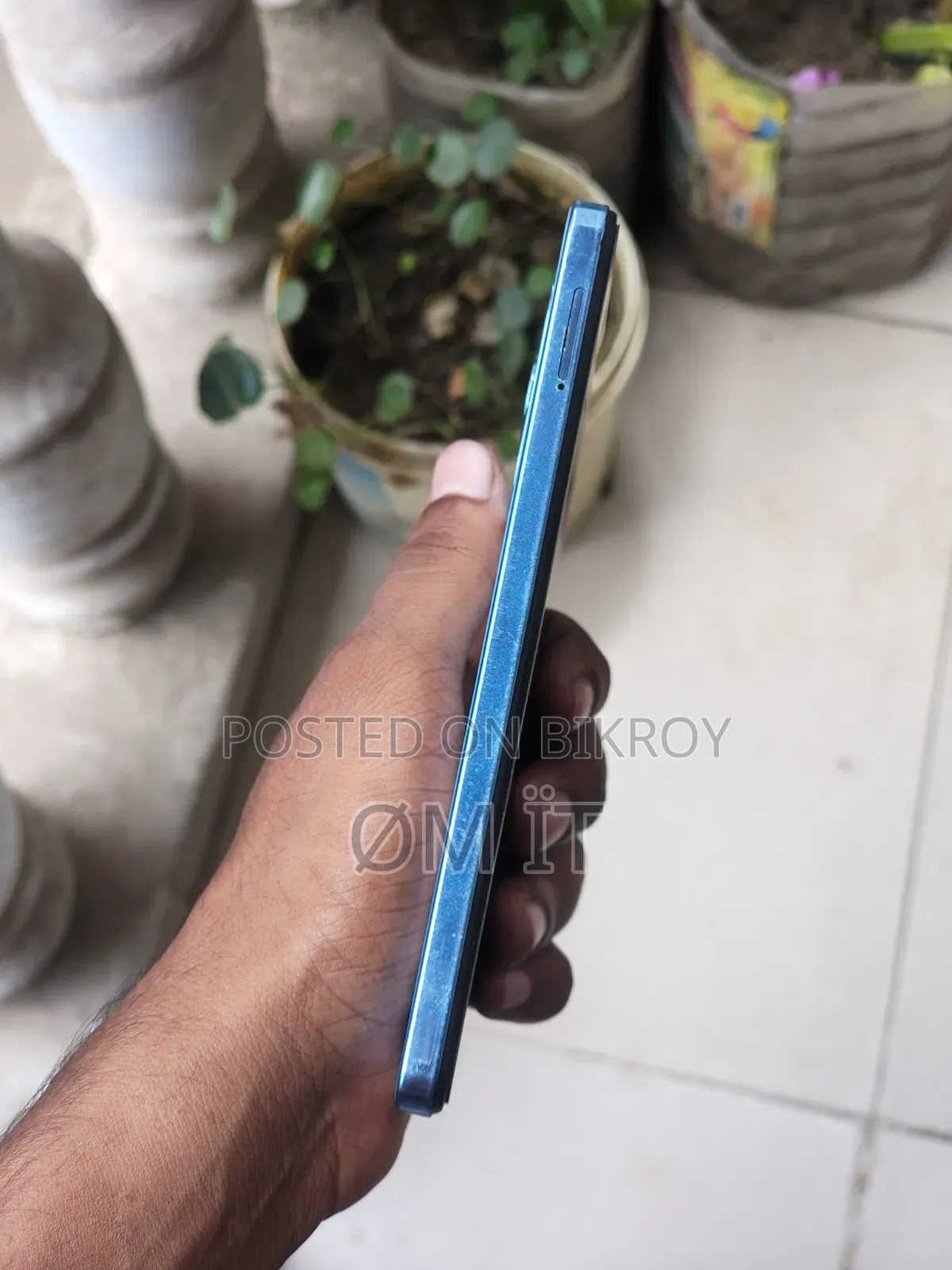 ইনফিনিক্স হট ৪০আই ১২৮ জিবি ব্লু