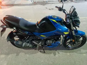 Hero Thriller 160R 2021 Blue