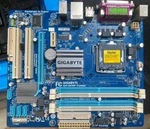 Gigabyte GA-G41M- COMBO Motherboard