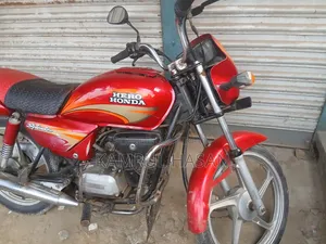 Hero Splendor Plus 2011 Red